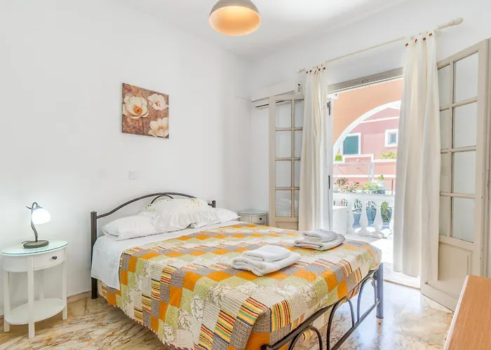 1 * Kassiopi